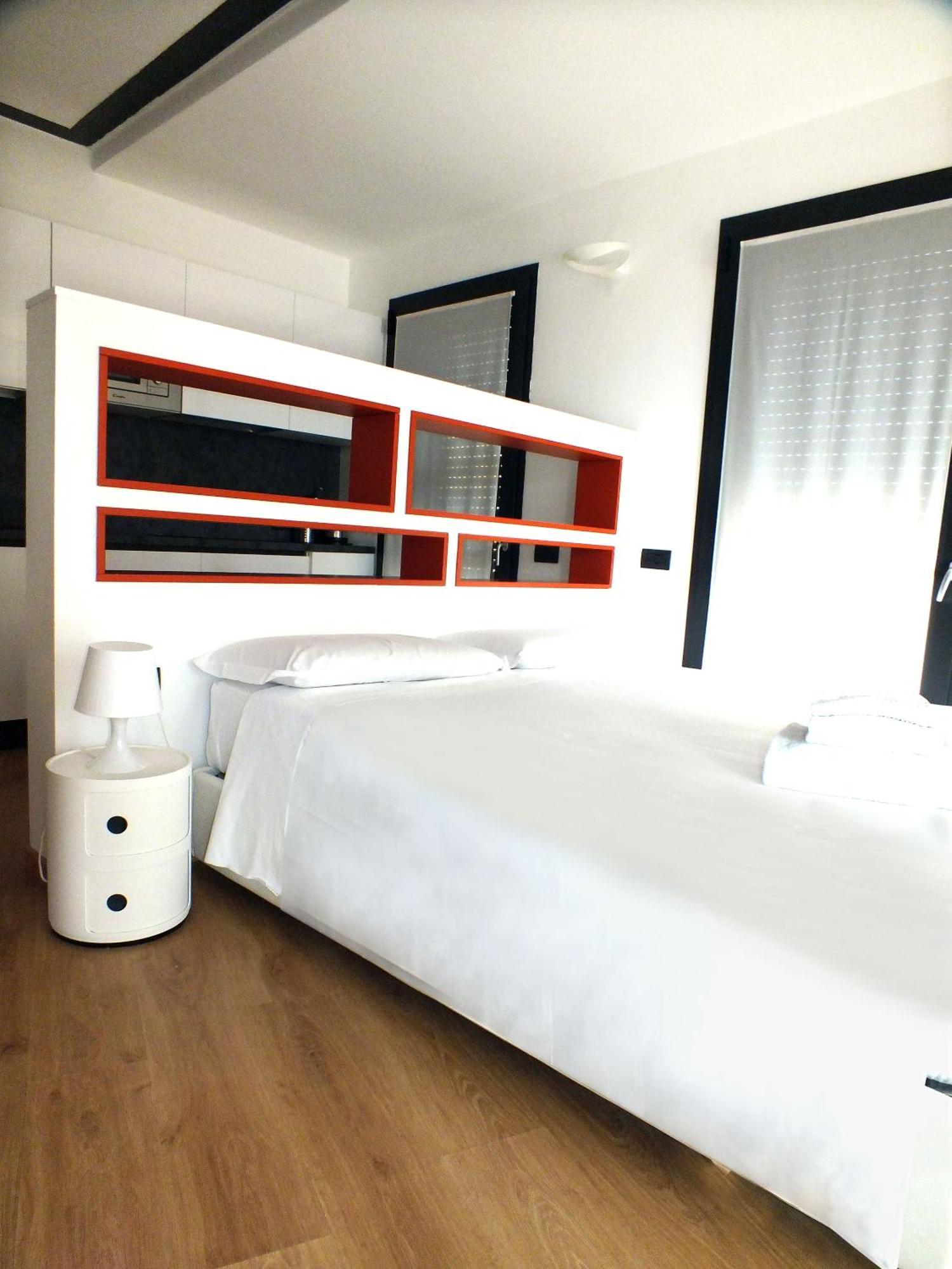 Bb Hotels Aparthotel Isola Милано Екстериор снимка