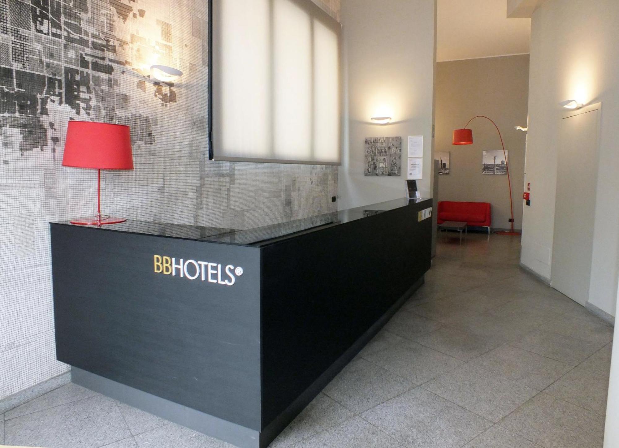 Bb Hotels Aparthotel Isola Милано Екстериор снимка