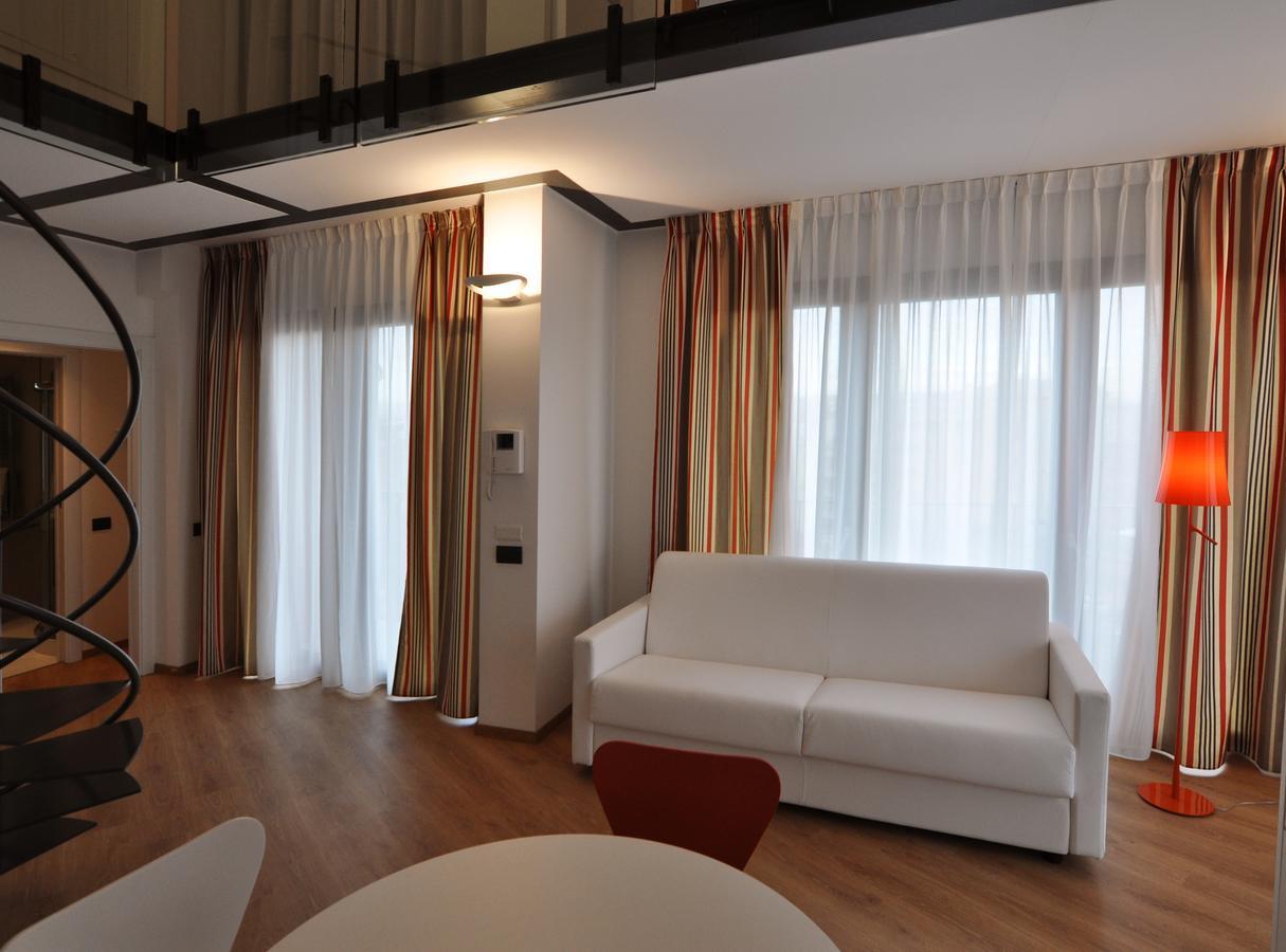 Bb Hotels Aparthotel Isola Милано Екстериор снимка